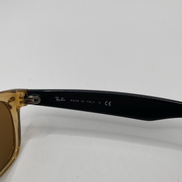Ray-Ban Bi-color Polished Honey Wayfarer Sunglasses polarized - Picture 9 of 14